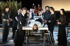 «ζ-η-θ, ο Ξένος» του Μιχαήλ Μαρμαρινού