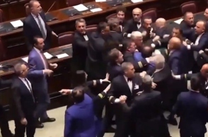 Ιταλία: Βουλευτές πιάστηκαν στα χέρια
