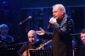 Ο Μανώλης Μητσιάς