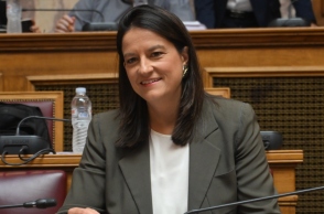 Η υπουργός Εργασίας και Απασχόλησης, Νίκη Κεραμέως 