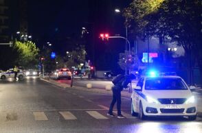 Χαρακτηριστική είναι η φράση-μήνυμα με την οποία συνοδεύεται η ανάληψη ευθύνης: «Σας πιάσαμε με τη γίδα στην πλάτη».