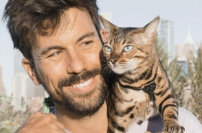 Γιατί οι άνδρες με γάτες είναι το πιο γοητευτικό trend στα social media