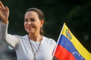 Στοπ της Επιτροπής στο δώρο Ματσάδο στον Τραμπ: «Το Νόμπελ δεν αλλάζει χέρια» 