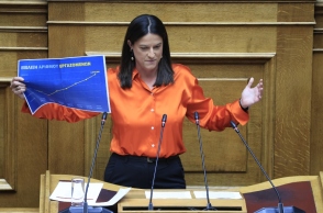 Η υπουργός Εργασίας και Κοινωνικής Ασφάλισης, Νίκη Κεραμέως