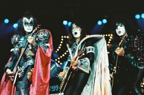 «Αναντικατάστατος ροκ στρατιώτης» - O Πολ Στάνλεϊ και ο Τζιν Σίμονς αποχαιρετούν τον Έις Φρέιλι