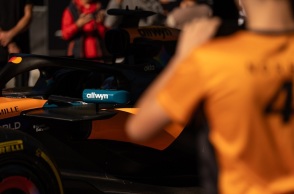 Η απόλυτη εμπειρία Formula 1 στην Πάτρα αυτή την Κυριακή - Το showcar της McLaren F1 Team θα βρίσκεται στην πλατεία Τριών Συμμάχων