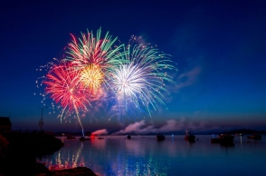 Εορτολόγιο, πυροτεχνηματα