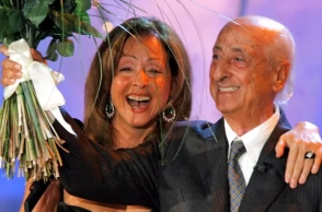 Η Βίκυ Λέανδρος με τον πατέρα της, Λεό Λέανδρος