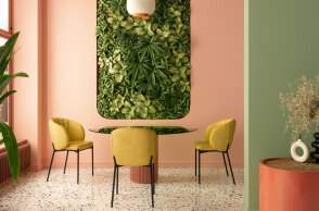 Χρώματα στους τοίχους και στα έπιπλα