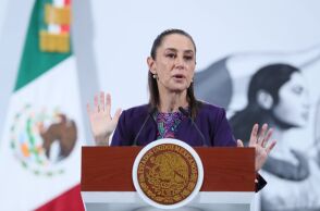 Η επίθεση στη Σέινμπαουμ αναζωπυρώνει τη συζήτηση για τη βία κατά των γυναικών στο Μεξικό