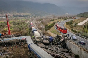 Τέμπη, συντριμμια τρενου