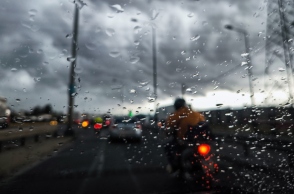 Καιρός, δρομος, βροχη