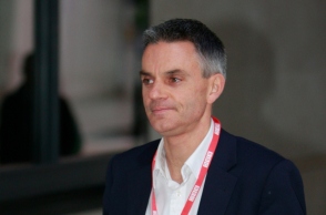 Ο απερχόμενος γενικός διευθυντής του BBC, Τιμ Ντέιβι