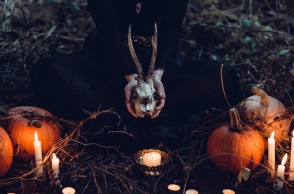 Τελετές μαγείας στο κέντρο της Αθήνας