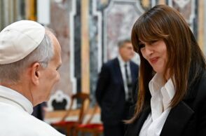 Ο Πάπας Λέων καλεί το Χόλιγουντ σε… αντεπίθεση: «Σώστε τις αίθουσες, σώστε το σινεμά»