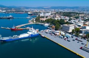 Το λιμάνι της Ελευσίνας