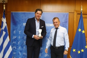 Βρούτσης για τη συνάντηση με Μποντιρόγκα: Δεσμευτήκαμε για μία γιορτή του μπάσκετ