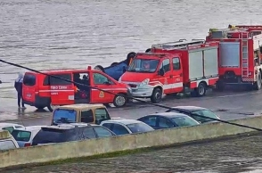 Κεφαλονιά, λιμανι, ασθενοφορο, πυροσβεστικο
