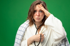 Τι είναι το FOFO, πως επηρεάζει την ψυχολογία μας και πως μπορούμε να το ξεπεράσουμε