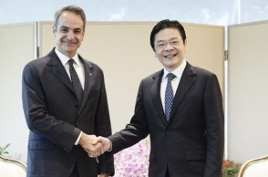 Συνάντηση Μητσοτάκη με τον πρωθυπουργό της Σιγκαπούρης