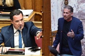 Άδωνις Γεωργιάδης κατά Καραναστάση: Σε διόρισε η φιλενάδα σου βουλευτή, μας κουνάς και το δάχτυλο ρε μεγάλε;