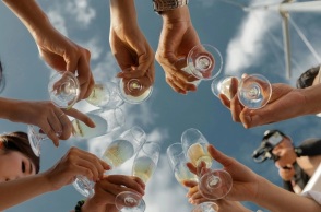 Εορτολόγιο: Σήμερα 24 Νοεμβρίου 2025, γιορτάζει…