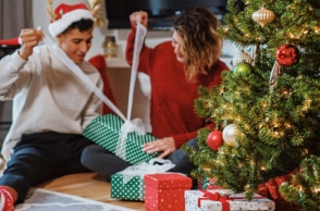 6 tips για να απολαύσετε τις γιορτές χωρίς στρες