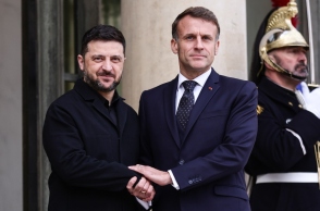Συνάντηση Ζελένσκι - Μακρόν στο Παρίσι