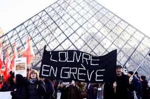 Δεύτερη μέρα απεργίας στο Λούβρο - Κλειστό το μουσείο 