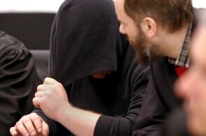 Φυγάς νεοναζί ζητά να δηλωθεί non-binary ενώ αποφεύγει τη φυλακή