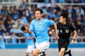 Iαπωνία: Ο «Βασιλιάς Κάζου» γράφει ξανά ιστορία | Στα 58 του ο Καζουγιόσι Μιούρα υπέγραψε σε νέο σύλλογο