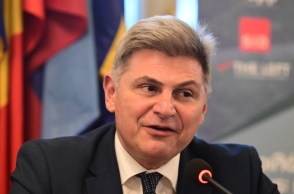 Φαραντούρης 