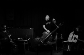 Α Trio στο 'Ιδρυμα Θεοχαράκη