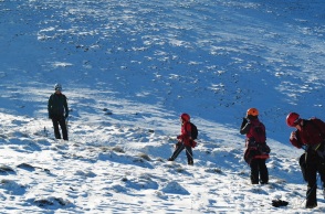 Ώρες αγωνίας για τους 8 ορειβάτες στον Ταΰγετο - Δεν μπόρεσε να προσεγγίσει το ελικόπτερο