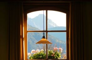 Lüften: Γιατί οι Γερμανοί ανοίγουν τα παράθυρα μέσα στον χειμώνα – και γιατί έγινε viral στις ΗΠΑ