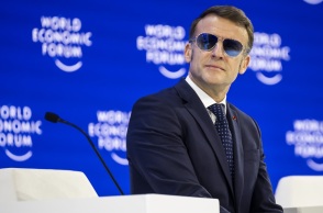 Εμανουέλ Μακρόν: Τι συμβαίνει με το μάτι του – Με γυαλιά ηλίου στο Νταβός