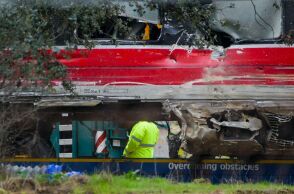 Ισπανία: Στους 43 ανέρχεται ο αριθμός των νεκρών από το σιδηροδρομικό δυστύχημα