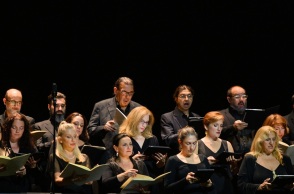 Η Χορωδία του Δήμου Αθηναίων στην εκδήλωση «Τρεις Θεατρικοί Μύθοι» στο Ολύμπια