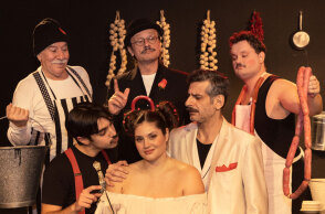 Θέατρο Αλκμήνη | Ταξίδι γύρω από τη Χύτρα