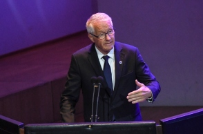 Ο πρώην πρόεδρος της Επιτροπής Νόμπελ και πρώην πρωθυπουργός της Νορβηγίας, Θόρμπγιορν Γιάγκλαντ