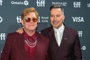 Έλτον Τζον, Ντέιβιντ Φέρνις