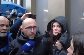 Επίθεση στους ιδιοκτήτες του «Le Constellation»