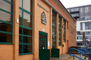 Νέα υπόθεση τύπου Πελικό στη Βρετανία: Ομολόγησε ότι βίασε γυναίκα που νάρκωνε ο σύζυγός της