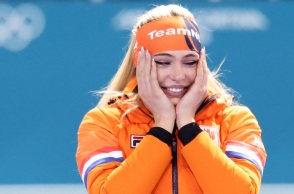 «Χρυσό μετάλλιο και Birkin σε ένα ΣΚ» - Η Γιούτα Λίρνταμ πέρασε μια βόλτα από την αγορά του Μιλάνου