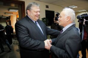 Βενιζέλος για Μανιτάκη: «Κεντρική μορφή του Συνταγματικού Δικαίου και της δημοκρατίας»