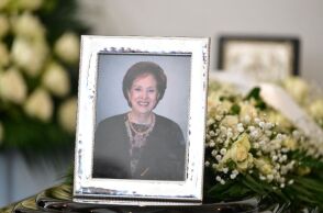 Άννα Ψαρούδα-Μπενάκη: Στο Α΄ Νεκροταφείο το τελευταίο αντίο της πρώτης γυναίκας προέδρου της Βουλής