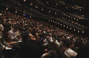 Η επιστροφή του κοινού στο θέατρο