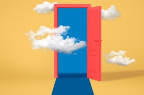 Doorway effect: πώς ο εγκέφαλος μας «σβήνει» όταν περνάμε απλά μια πόρτα;