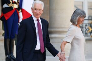 Ο Αμερικανός πρέσβης στο Παρίσι, Τσαρλς Κούσνερ