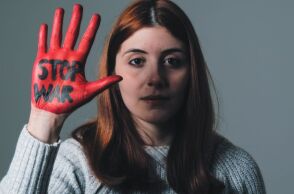 girl-rebels-against-the-system-and-refuses-war-by-2026-01-08-06-46-22-utc